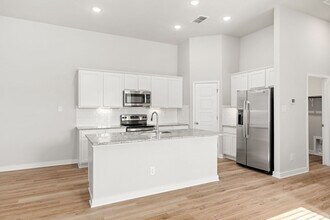 732 Staglin St in Buda, TX - Building Photo - Building Photo