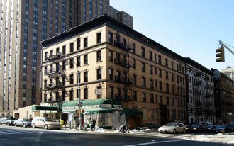 698 Amsterdam Ave in New York, NY - Building Photo