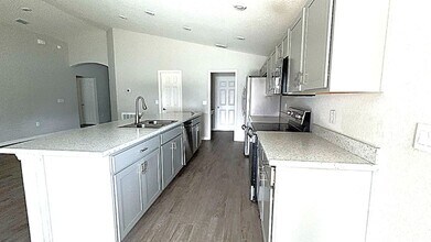 Davenport- 4/2 single family home. Coming Soon!!! in Davenport, FL - Building Photo - Building Photo