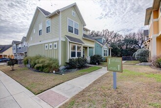 12212 Tawny Farms Rd in Austin, TX - Building Photo - Building Photo