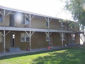 Zener Apartments in Pocatello, ID - Foto de edificio - Building Photo