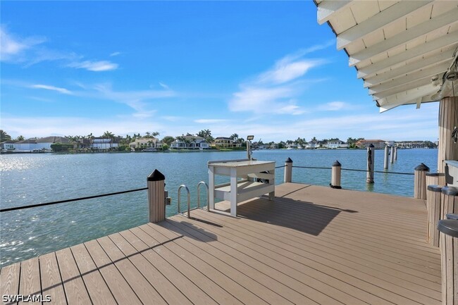 property at 3400 Gulf Shore Blvd N
