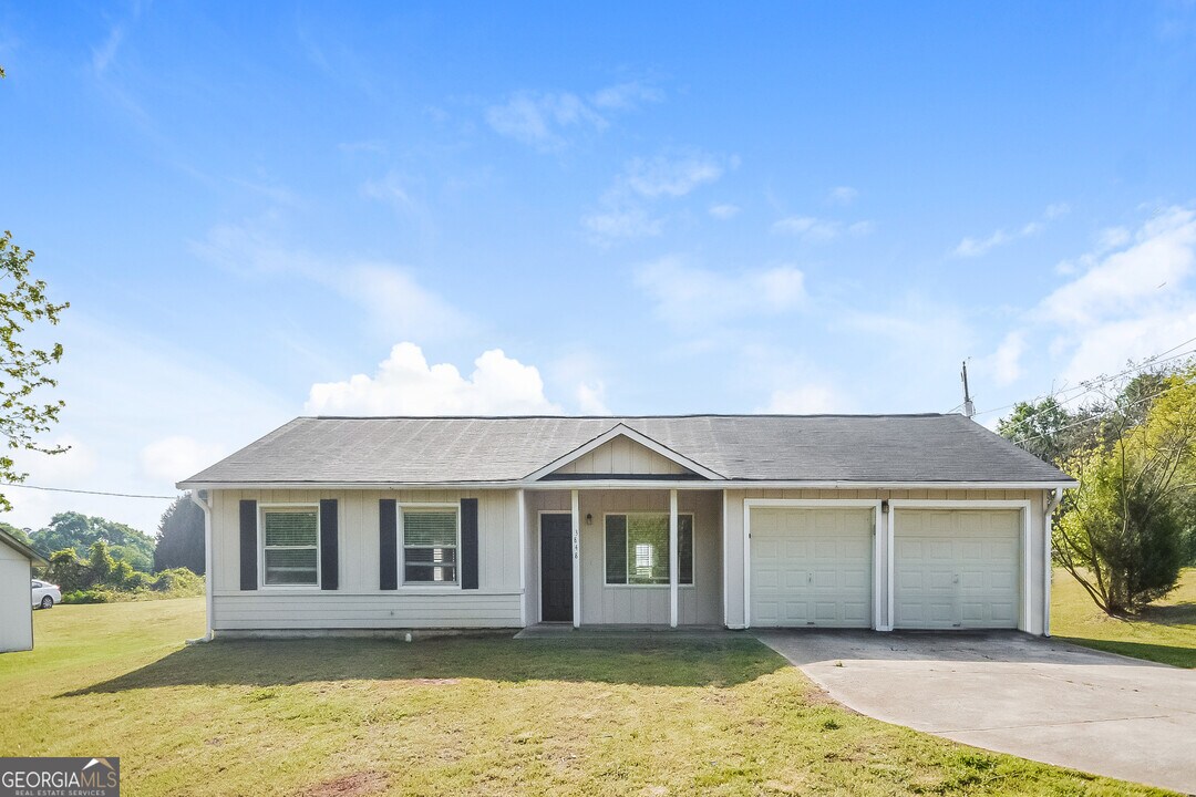 3848 Centerville Hwy in Snellville, GA - Foto de edificio