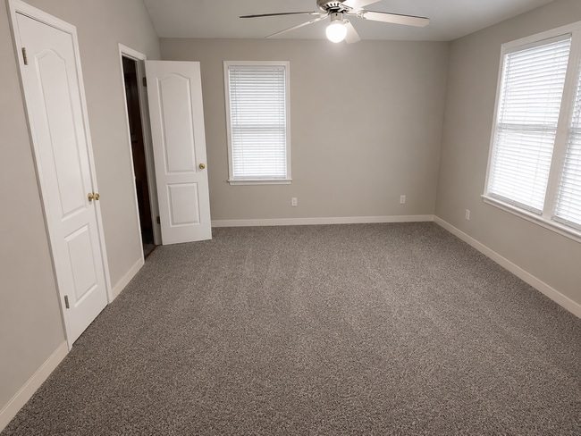 property at 2007 Esterly Ave