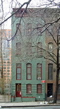 214 E 35th St in New York, NY - Building Photo - Building Photo