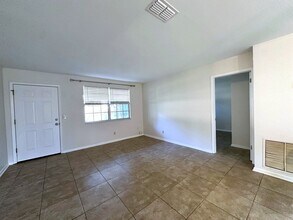 856 Robinhood Dr in Fernandina Beach, FL - Building Photo - Building Photo