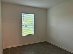 15393 SW 34th Court Rd in Ocala, FL - Foto de edificio - Building Photo