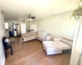 4030 Stonewall Tell Rd in College Park, GA - Building Photo - Building Photo