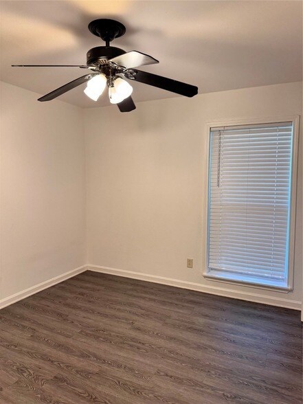 property at 4616 Blair Oaks Dr