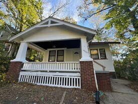 1906 11th Avenue A in Moline, IL - Building Photo