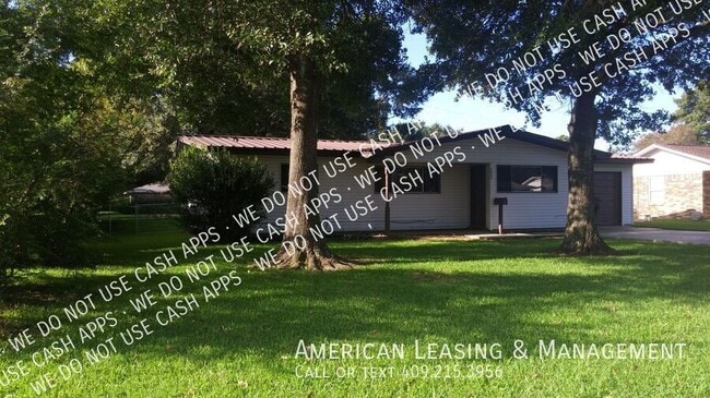 property at 2807 W Boston Ave