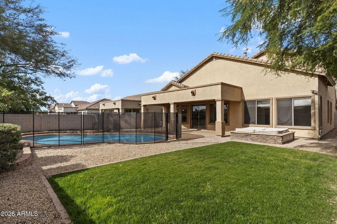 7803 E Nestling Way in Scottsdale, AZ - Building Photo