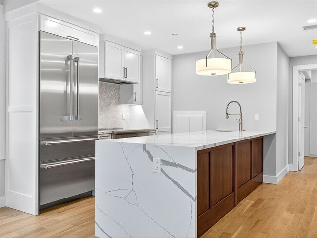 property at 551 E 7th St