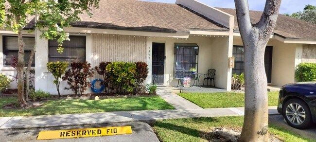 property at 2780 S Oakland Forest Dr