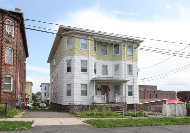 17 Horace St in New Britain, CT - Building Photo - Building Photo