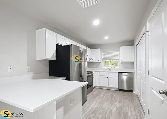 property at 9013 N Travis Dr
