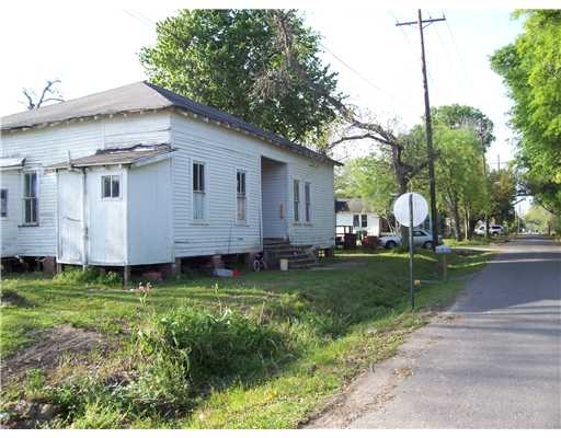 505-515 Westlake Ave in Westlake, LA - Foto de edificio