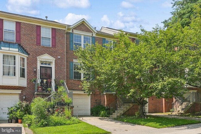 property at 13528 Hayworth Dr