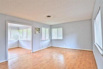 3210 Cloverdale St in Houston, TX - Building Photo - Building Photo