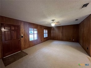 801 Timber Dr in New Braunfels, TX - Building Photo - Building Photo