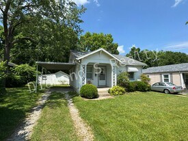 1911 W Elm St in Springfield, MO - Building Photo