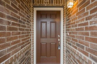 2633 Wheeler Ave in Aubrey, TX - Building Photo - Building Photo