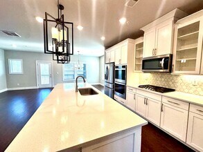 324 Lincoln St in Woodstock, GA - Building Photo - Building Photo