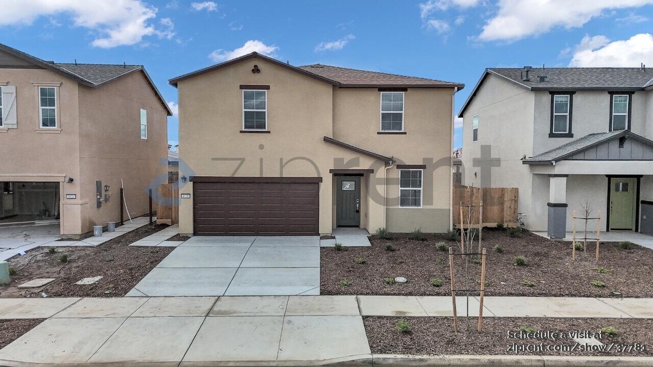 4628 Athena Dr in Merced, CA - Building Photo