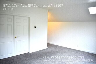 5711 17th Ave NW in Seattle, WA - Building Photo - Building Photo