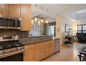 100 3rd Ave S in Minneapolis, MN - Building Photo - Building Photo