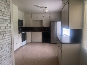 703 Forest Dr in Belton, TX - Building Photo - Building Photo