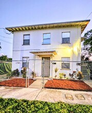 1013 State St in West Palm Beach, FL - Building Photo - Building Photo