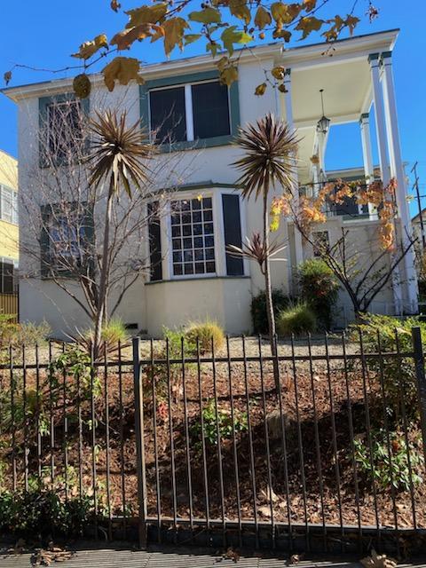 116 S Kenmore Ave in Los Angeles, CA - Foto de edificio