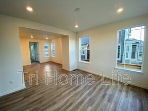 17676 Olive St in Broomfield, CO - Building Photo - Building Photo
