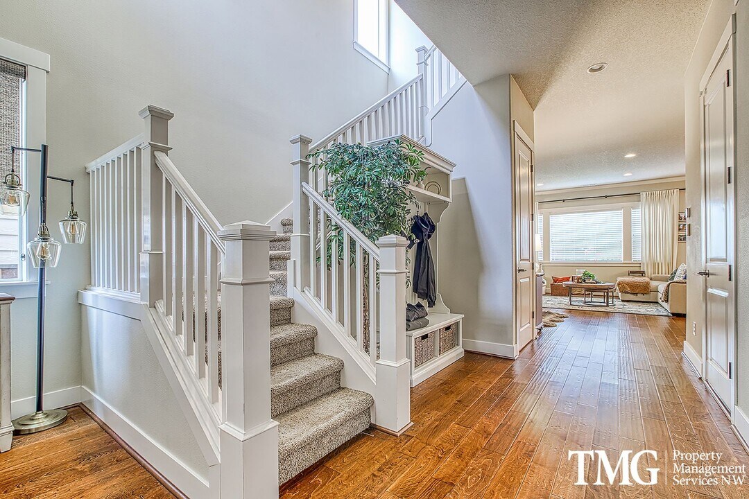 13395 SW Pumpkin Valley Terrace in Beaverton, OR - Building Photo