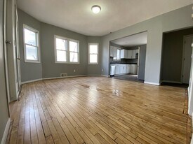 2324 N Logan Ave in Minneapolis, MN - Building Photo