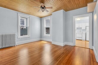 98 Baker St in Boston, MA - Building Photo - Building Photo