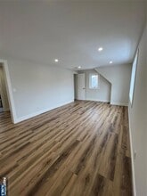 17 Market St, Unit 2 in Garfield, NJ - Foto de edificio - Building Photo