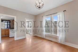 400 S King St in Mount Hope, KS - Building Photo - Building Photo