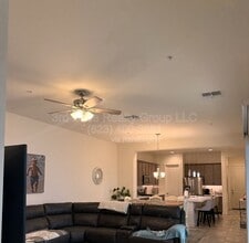 21045 W Sunrise Ln in Buckeye, AZ - Building Photo - Building Photo