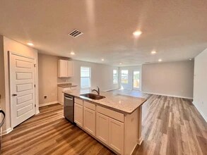 3113 Tricia Cir in Crestview, FL - Building Photo - Building Photo