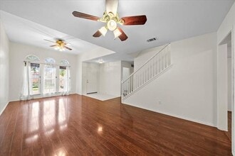 566 Valley View Dr in Lewisville, TX - Building Photo - Building Photo
