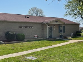 Mayfield Plaza in Mayfield, KY - Building Photo - Building Photo