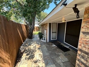 2019 Chalfont Dr in Carrollton, TX - Building Photo - Building Photo