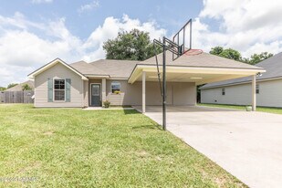 913 Lillian Michel Dr