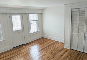 75 Lanier St, Unit Unit #2 in Tryon, NC - Building Photo