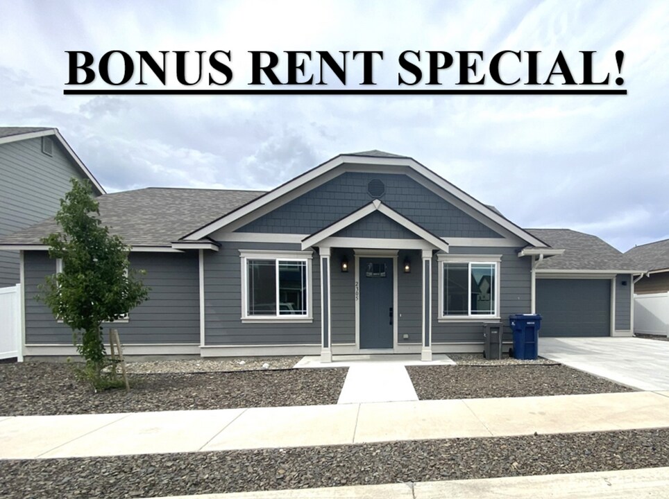 2305 Landon Ln in Ellensburg, WA - Building Photo