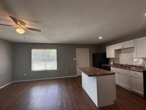 1726 Jennings St in Texarkana, TX - Building Photo - Building Photo