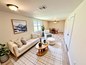 14106 White Heather Dr in Houston, TX - Building Photo - Building Photo