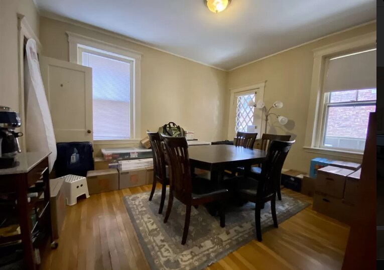 73 Longwood Ave, Unit 1F in Brookline, MA - Building Photo